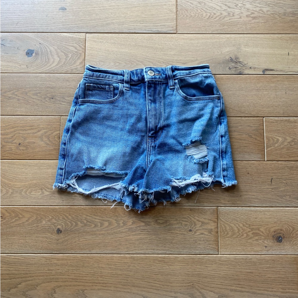 Hollister High-Rise Curvy Denim Shorts